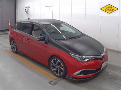 2016 Toyota Auris - Thumbnail