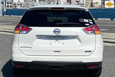 2015 Nissan X-Trail - Thumbnail