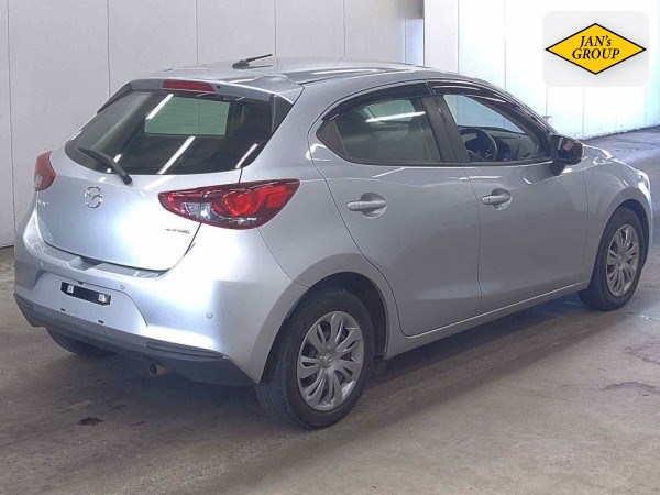 2019 Mazda Demio