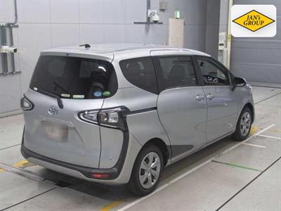 2019 Toyota Sienta - Thumbnail