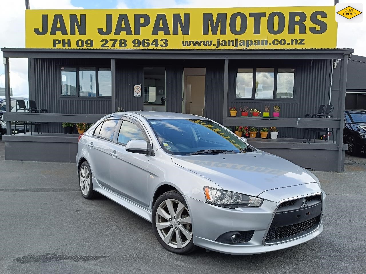 2012 Mitsubishi Galant