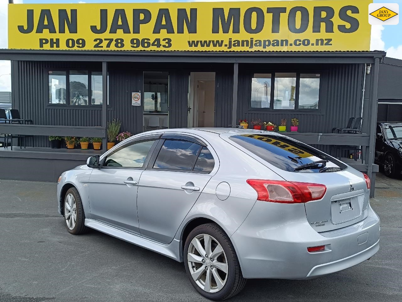 2012 Mitsubishi Galant