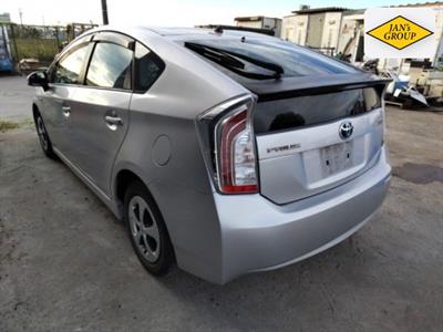 2013 Toyota Prius - Thumbnail