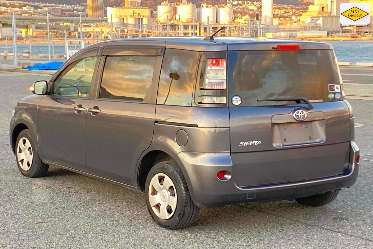 2014 Toyota Sienta