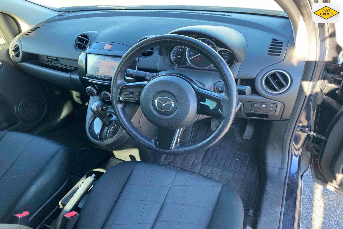 2014 Mazda Demio