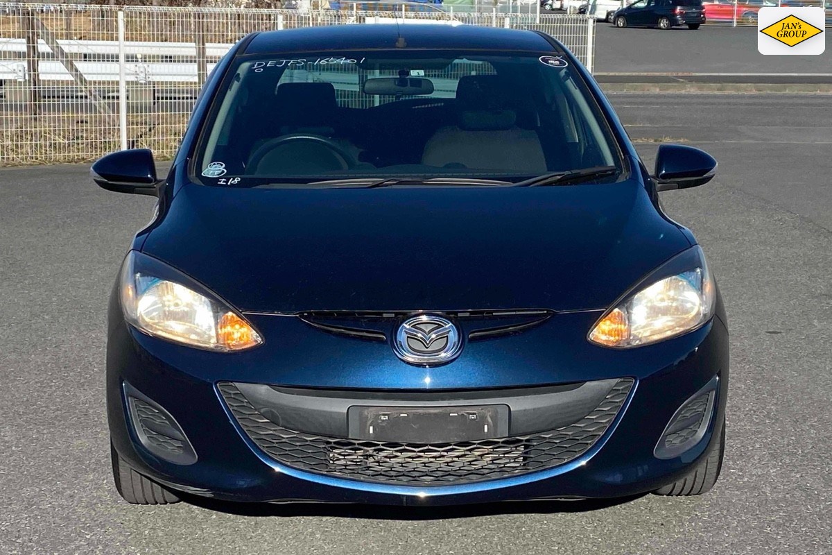 2014 Mazda Demio