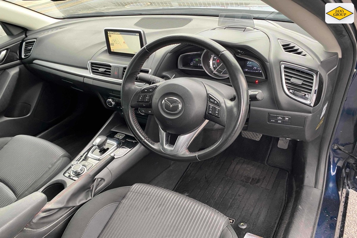 2014 Mazda Axela