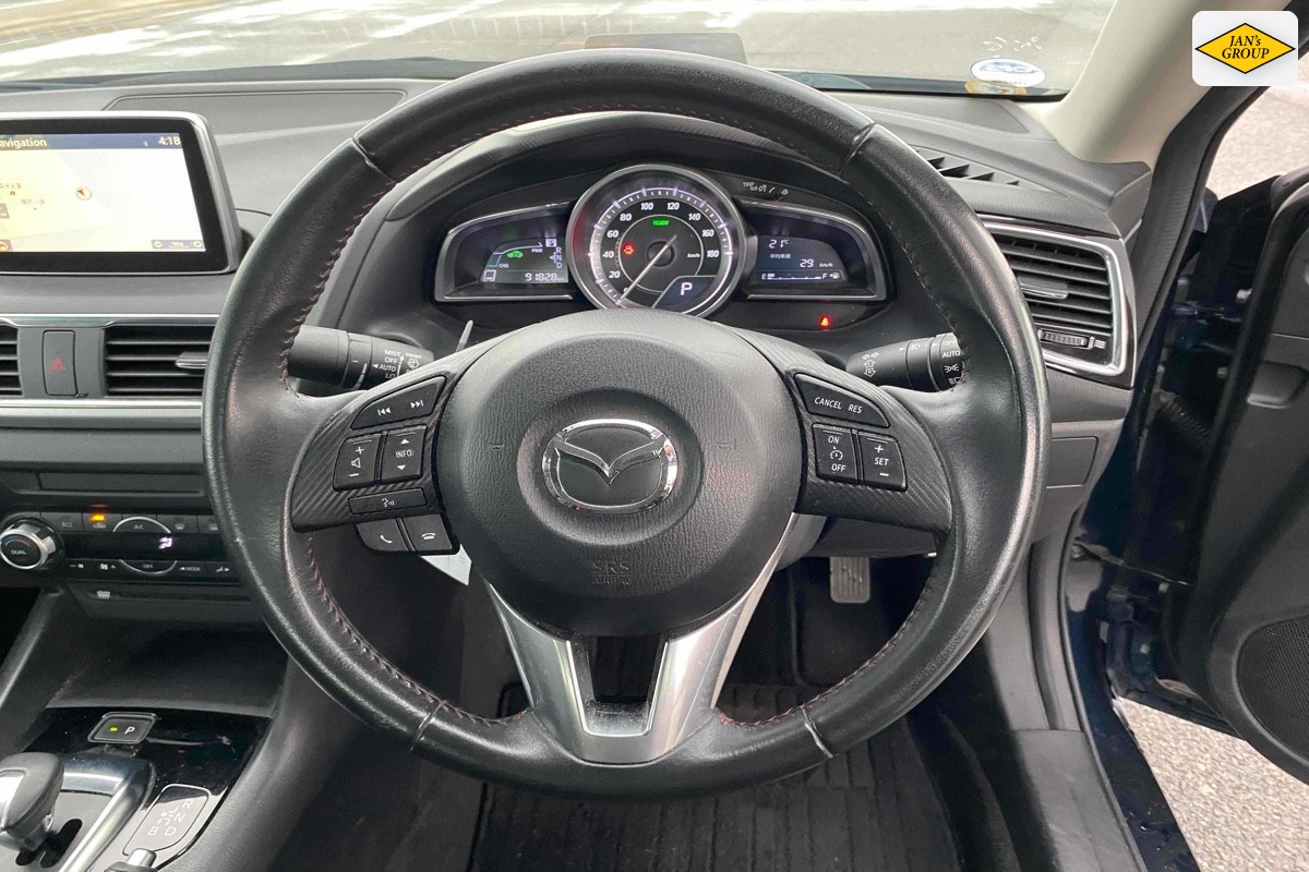 2014 Mazda Axela