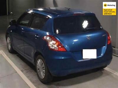 2015 Suzuki Swift - Thumbnail