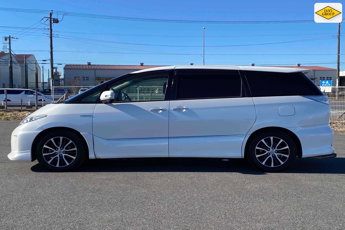 2015 Toyota Estima