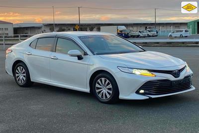 2020 Toyota Camry - Thumbnail