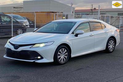 2020 Toyota Camry - Thumbnail