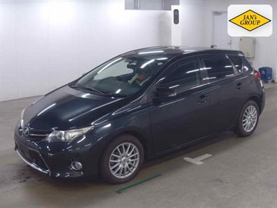 2013 Toyota Auris - Thumbnail