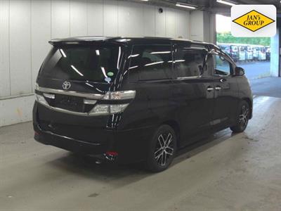 2013 Toyota Vellfire - Thumbnail