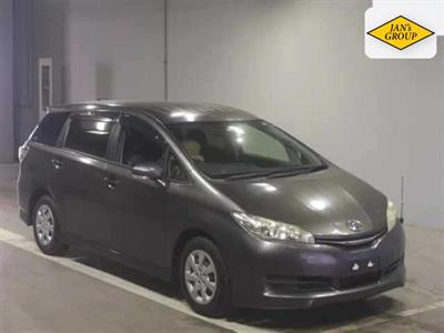 2013 Toyota Wish - Thumbnail