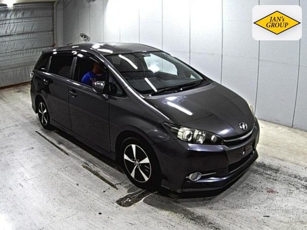 2013 Toyota Wish