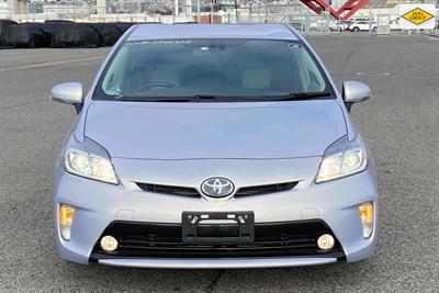 2014 Toyota Prius - Thumbnail