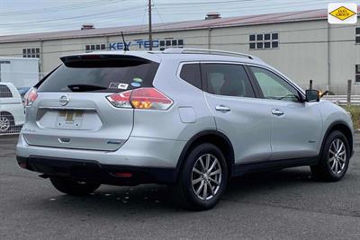 2015 Nissan X-Trail - Thumbnail