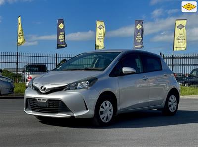 2015 Toyota Vitz - Thumbnail