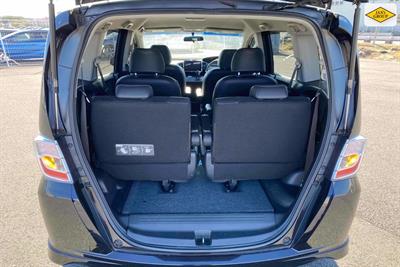 2012 Honda Freed - Thumbnail