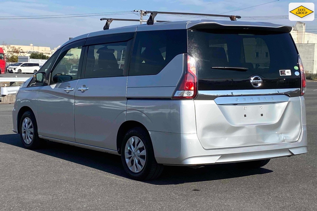 2017 Nissan Serena