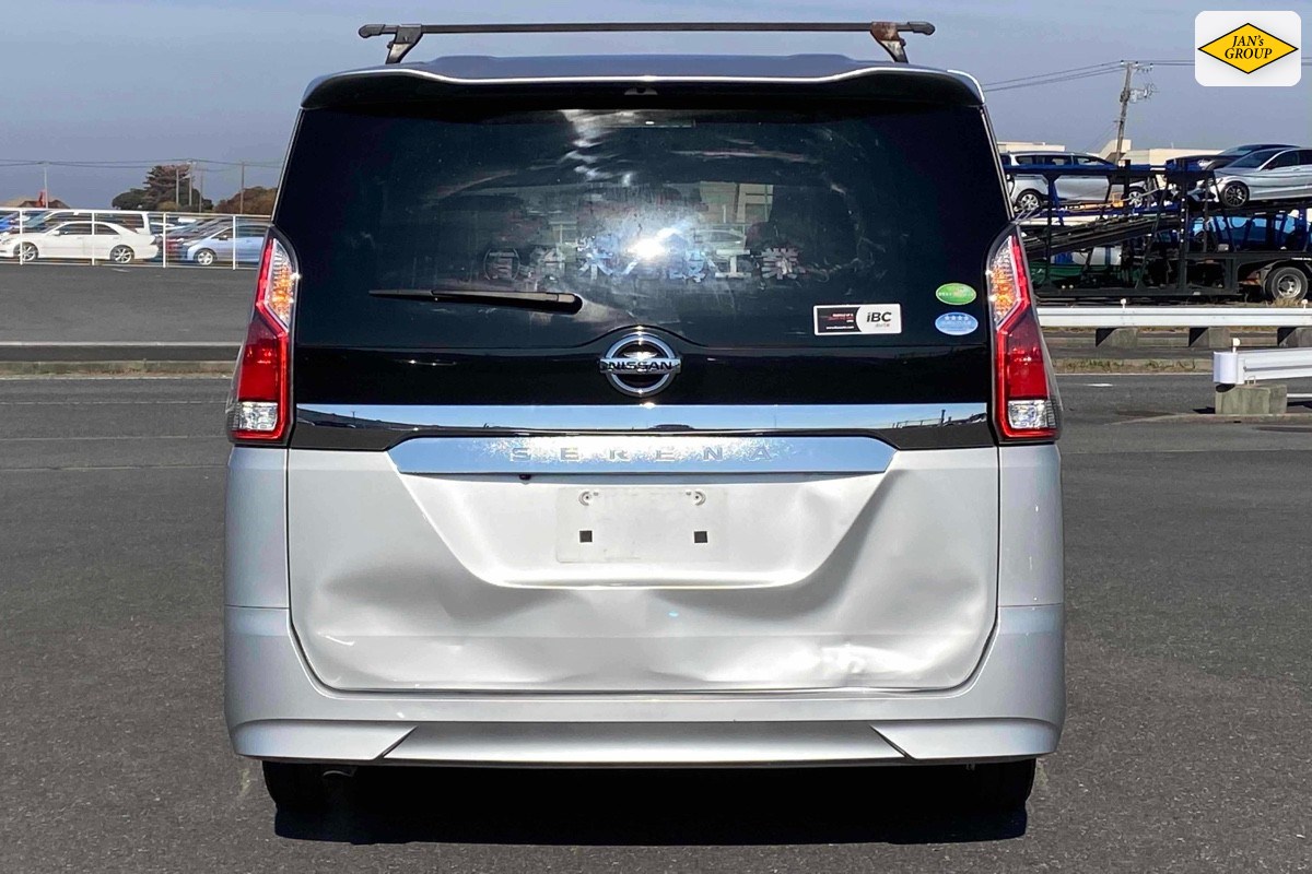 2017 Nissan Serena