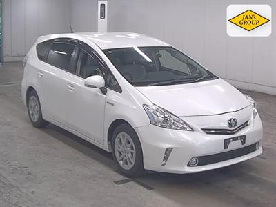 2013 Toyota Prius - Thumbnail