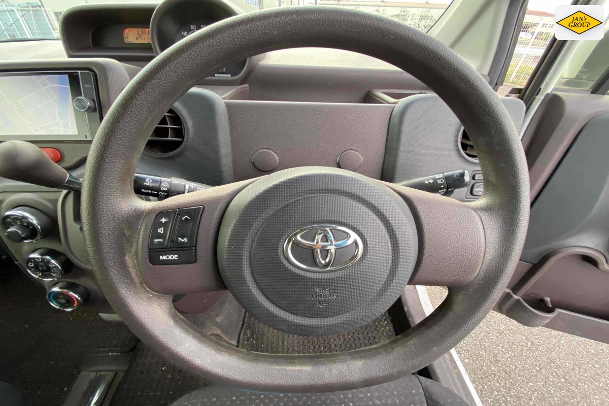 2014 Toyota Spade