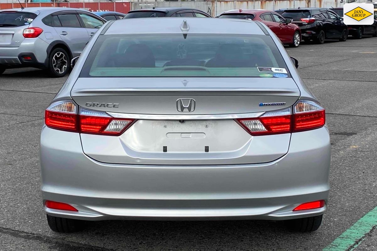 2015 Honda Grace