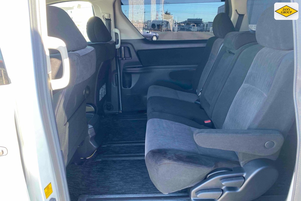 2012 Toyota Vellfire