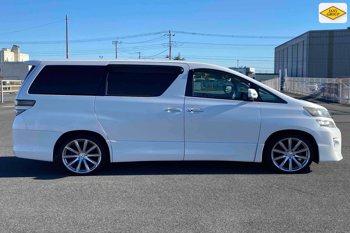 2012 Toyota Vellfire