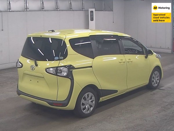 2015 Toyota Sienta