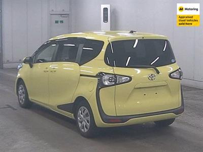 2015 Toyota Sienta - Thumbnail