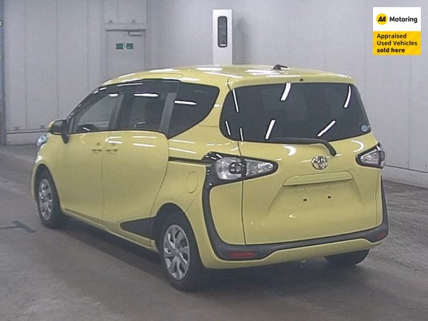 2015 Toyota Sienta