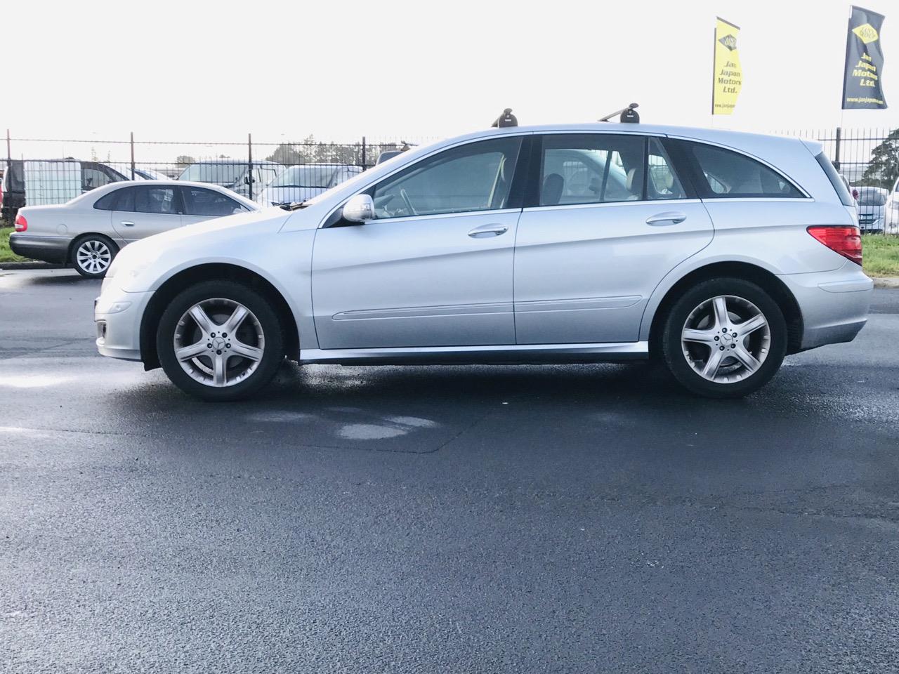 2006 Mercedes-Benz R350