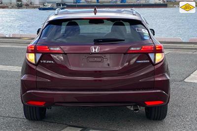 2014 Honda Vezel - Thumbnail