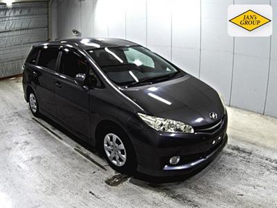 2013 Toyota Wish