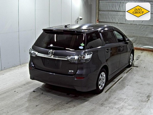 2013 Toyota Wish