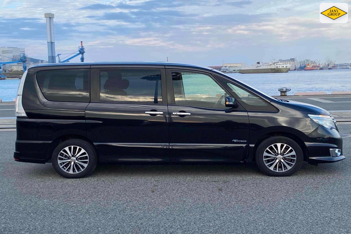 2014 Nissan Serena