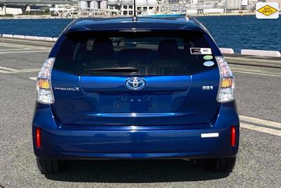 2013 Toyota Prius - Thumbnail