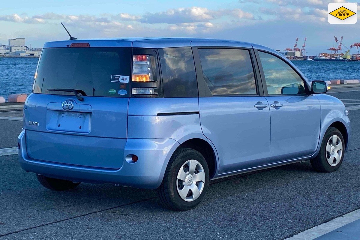 2014 Toyota Sienta