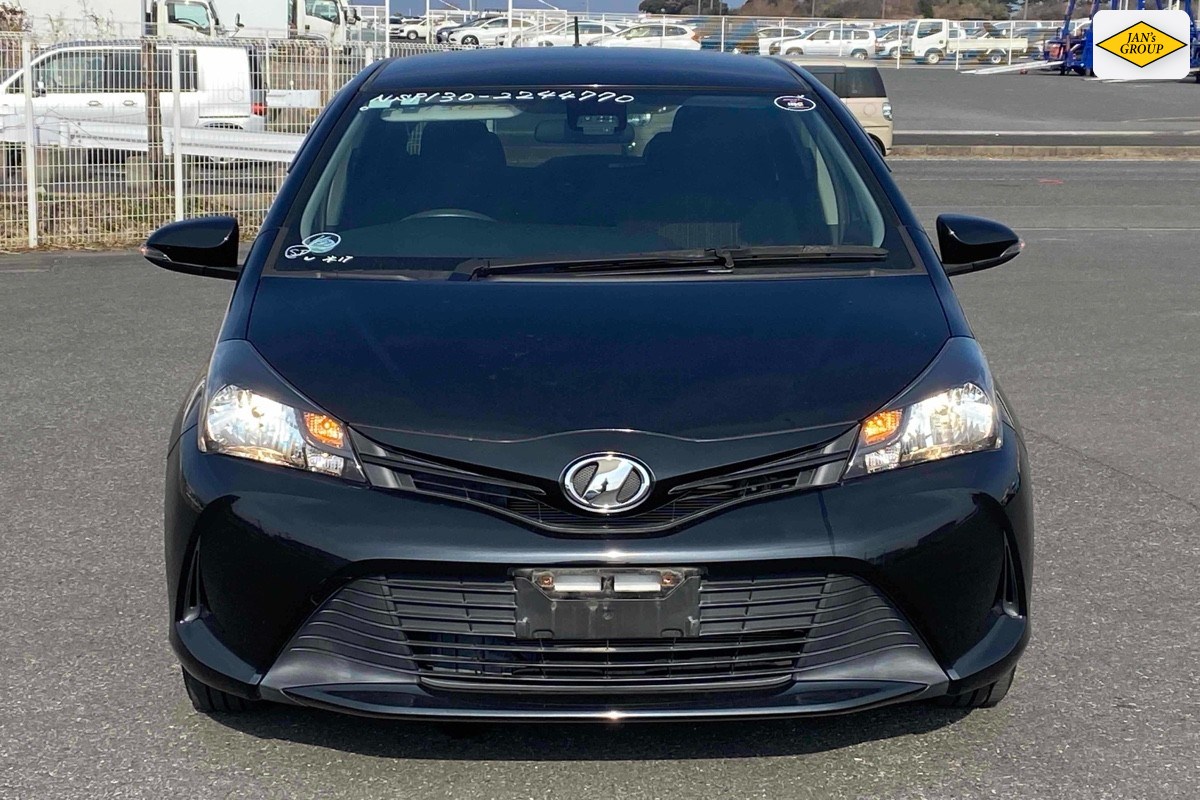 2016 Toyota Vitz