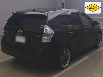 2014 Toyota Prius - Thumbnail