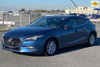 2016 Mazda Axela - Thumbnail