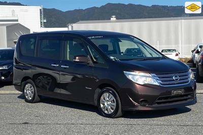 2016 Nissan Serena - Thumbnail