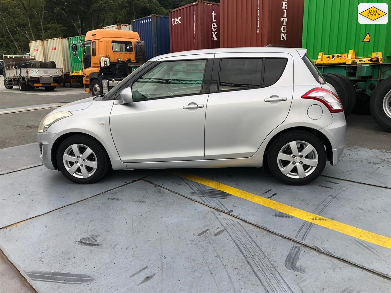 2013 Suzuki Swift