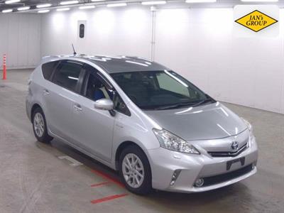 2013 Toyota Prius - Thumbnail