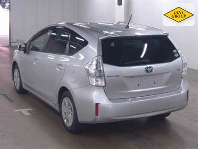 2013 Toyota Prius - Thumbnail