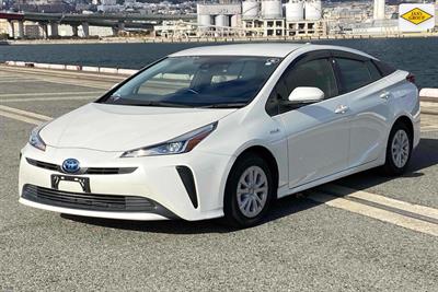 2020 Toyota Prius - Thumbnail