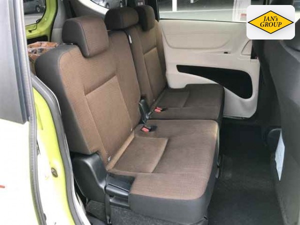 2016 Toyota Sienta